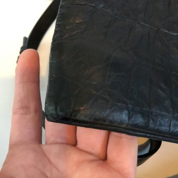 🤍TIMELESS Beautiful YSL Bag🤍 - Picture 9 of 16